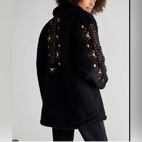 FP X Driftwood Sheeba Cozy Shacket Sherpa Coat - Picture 4 of 11